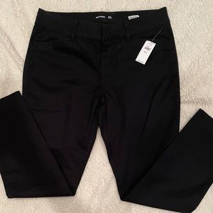 OLD NAVY Mid-rise Pixie Petite